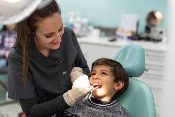 Best Walk-In Emergency Dentist in Simsbury Center, CT