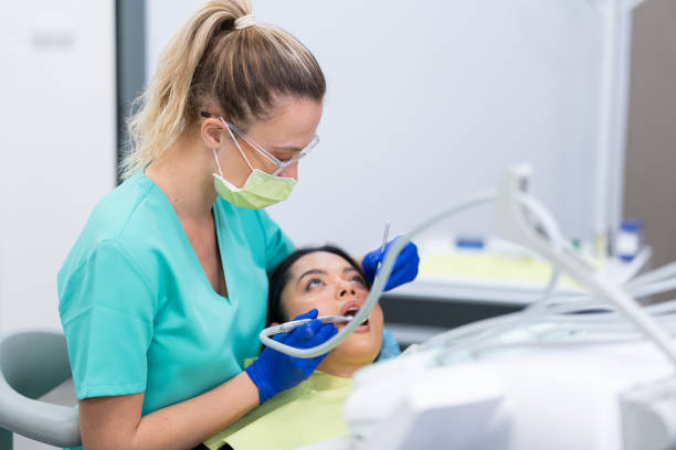 Best After-Hours Emergency Dentist in Simsbury Center, CT